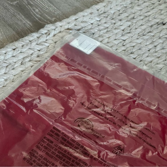 Pottery Barn Everywhere Velvet Pillow With Down Alternative Insert - Picture 4 of 4